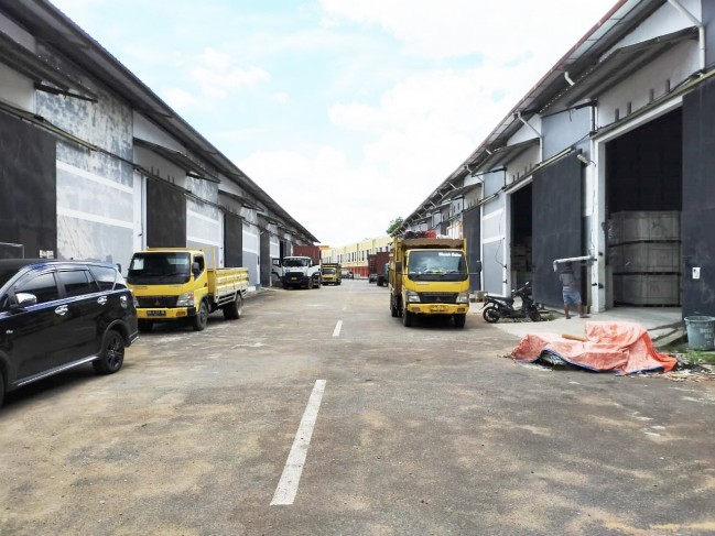 Gudang Ahmad Yani Bizpark, Pontianak, Kalimantan Barat