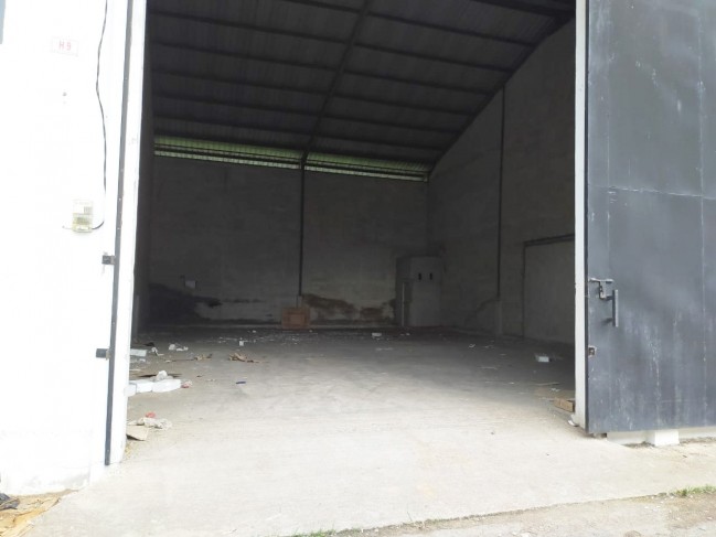 Gudang Ahmad Yani Bizpark, Pontianak, Kalimantan Barat