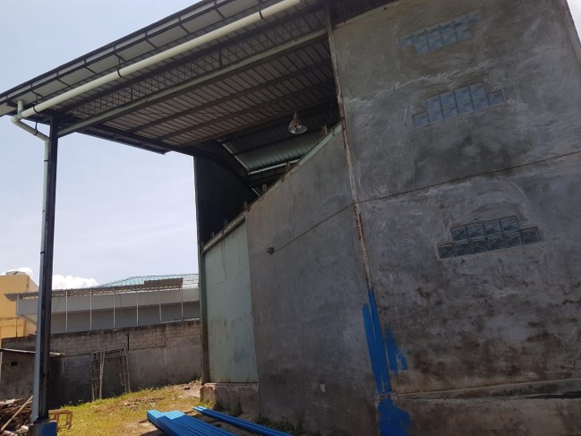 DIJUAL GUDANG KOMPLEK PERMATA INDAH BENGKONG