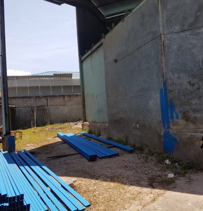 DIJUAL GUDANG KOMPLEK PERMATA INDAH BENGKONG