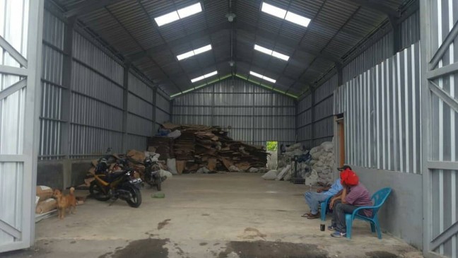 Gudang Daerah Asam Kumbang