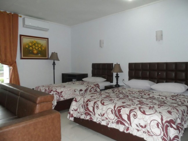 Lokasi strategis.