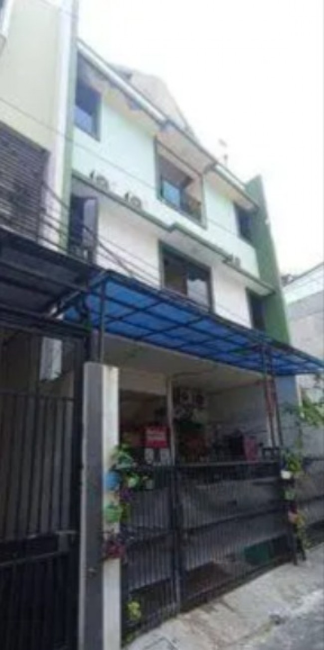 Dijual Rumah Induk Include Kost 14 Kamar Full Furnished Full Terisi di Benhil Tanah Abang Jakarta Pusat