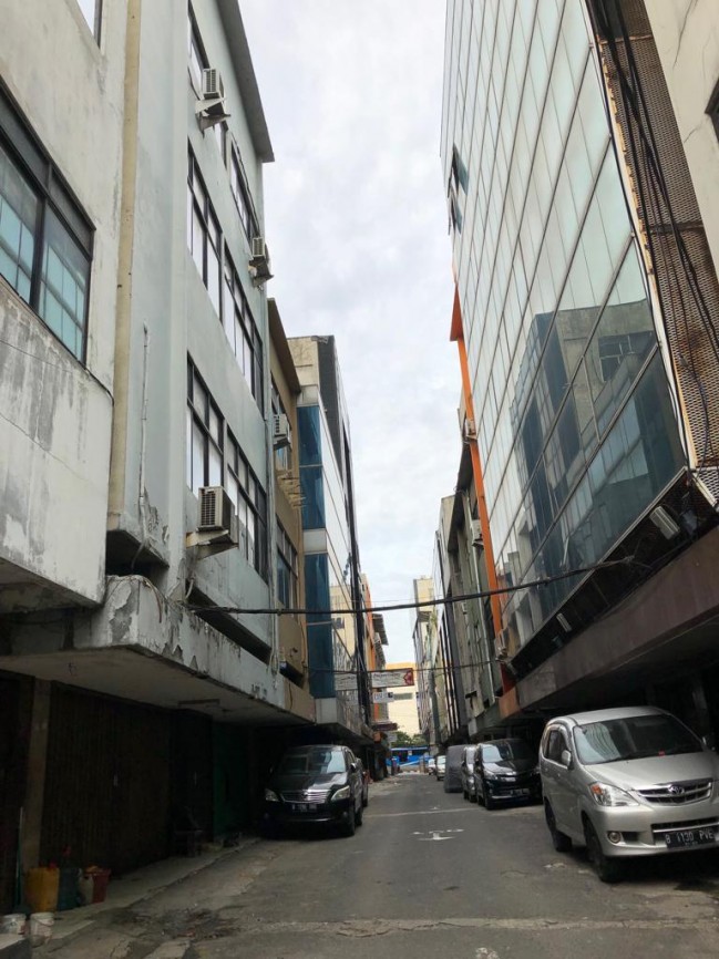 Ruko Gandeng Dijual 5 Lantai - Hayam Wuruk - Bawah Kantor Atas Rumah