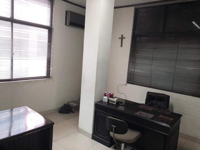 Ruko Gandeng Dijual 5 Lantai - Hayam Wuruk - Bawah Kantor Atas Rumah