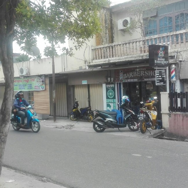 dijual cepat rumah berlokasi strategis