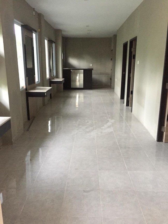 DIJUAL RUMAH PERUM TIBAN 1