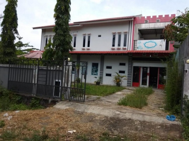 DIJUAL RUMAH PERUM TIBAN 1