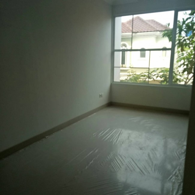 Disewa Rumah Malibu Village