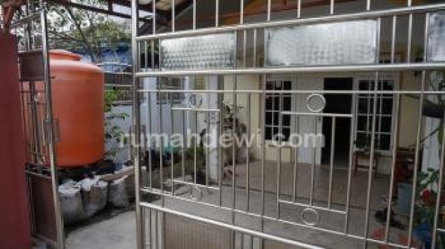 Rumah Komplek Kenanga Indah Jahri Saleh Banjarmasin