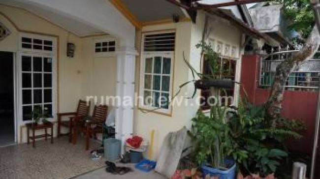 Rumah Komplek Kenanga Indah Jahri Saleh Banjarmasin