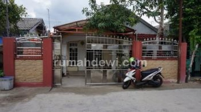 Rumah Komplek Kenanga Indah Jahri Saleh Banjarmasin