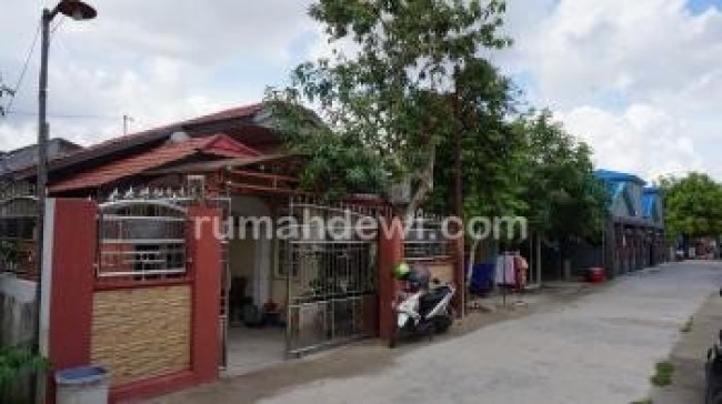 Rumah Komplek Kenanga Indah Jahri Saleh Banjarmasin
