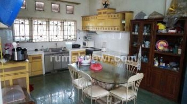 Rumah Mewah Komplek Asdi Karya Permai Banjarmasin