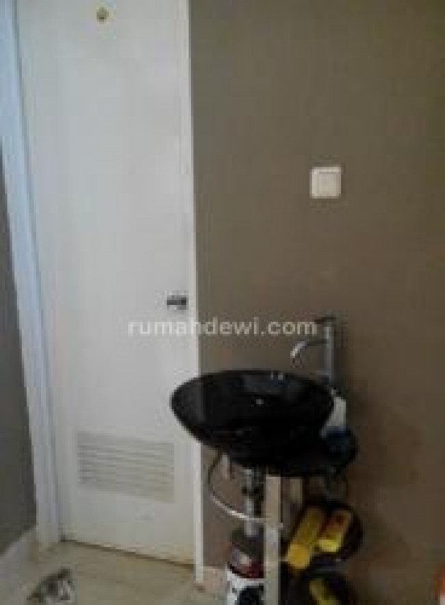 Rumah full furnished di Grand Serpong 2, murah sekali