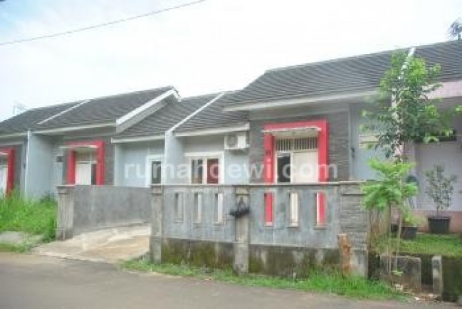 Jual Rumah FULL RENOV BANGUNAN MURAH/ BU DI BOJONGSARI / SAWANGAN