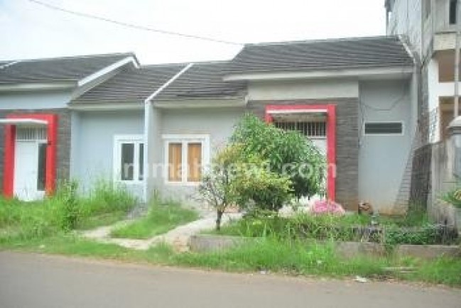 Jual Rumah FULL RENOV BANGUNAN MURAH/ BU DI BOJONGSARI / SAWANGAN