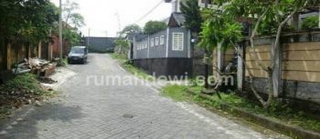 House At Purba Indah Denpasar