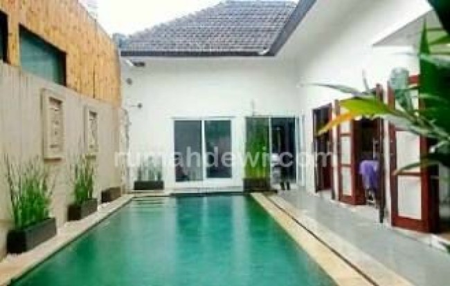 Jual Rumah Full Furnish Semi Villa Di Kerobokan, Bali