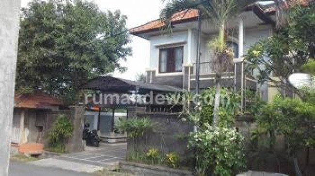 Modern House @ Perum Muding Indah
