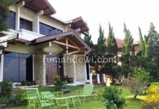 Sari Kebayoran Realty - Villa Di Cimacan Rp1,9 M-650/250m2