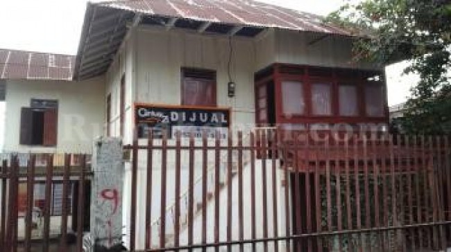 Rumah di Teling Atas Manado