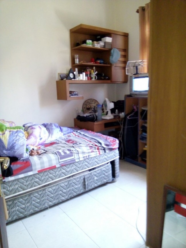 RUMAH 3 LANTAI BESERTA ISINYA DI DALAM KOTA YOGYAKARTA (STRATEGIS)