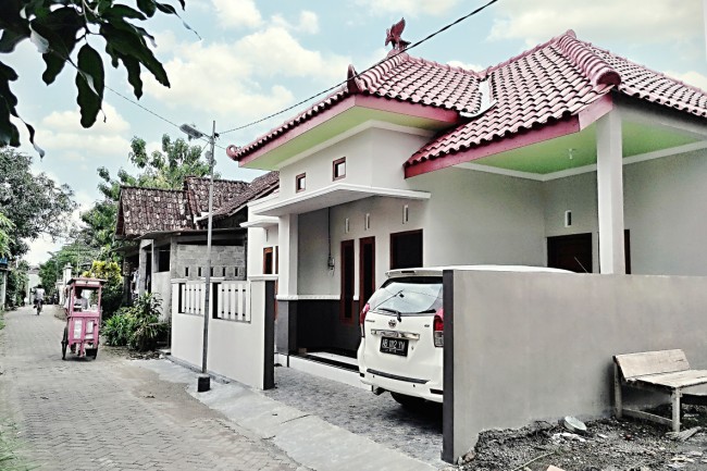 RUMAH BARU TYPE 55 SIAP HUNI DI KAWASAN PENGRAJIN PERAK