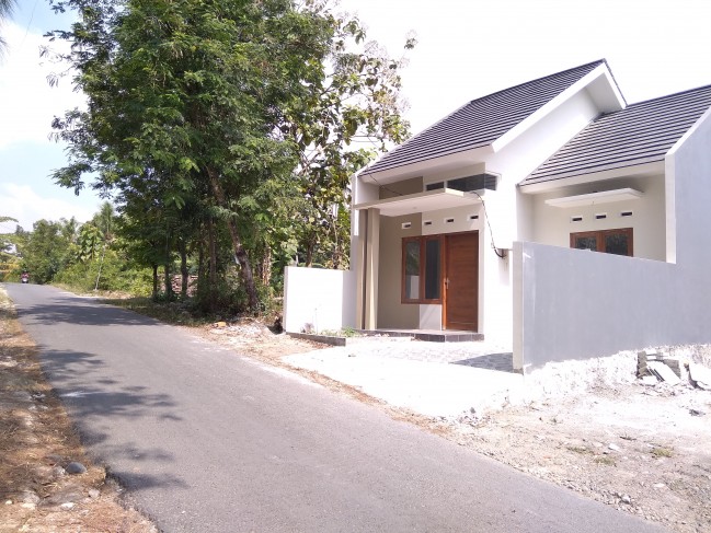 Mewah Minimalis Kualitas Bangunan No. 1
