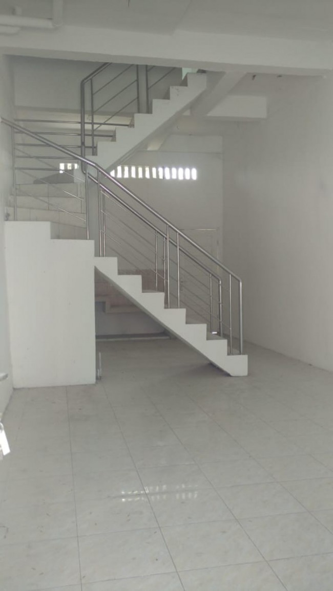 Dijual tanah Dan Banguanan Permanen