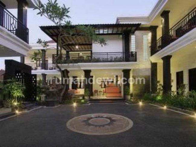 Hotel di Kuta Dijual
