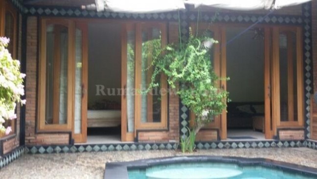 TWO 3 BEDROOM VILLAS SIDE BY SIDE AVAILABLE FOR 10 YEAR LEASE BIDIDARI SEMINYAK