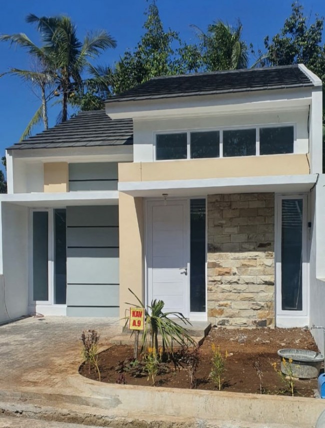 rumah mewah minimalis harga 100juta an dipusat kota purworejo