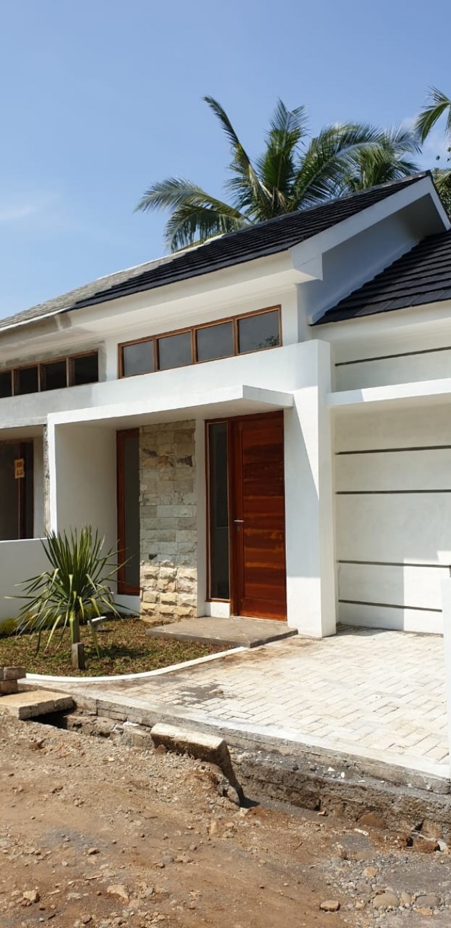 rumah mewah minimalis harga 100juta an dipusat kota purworejo