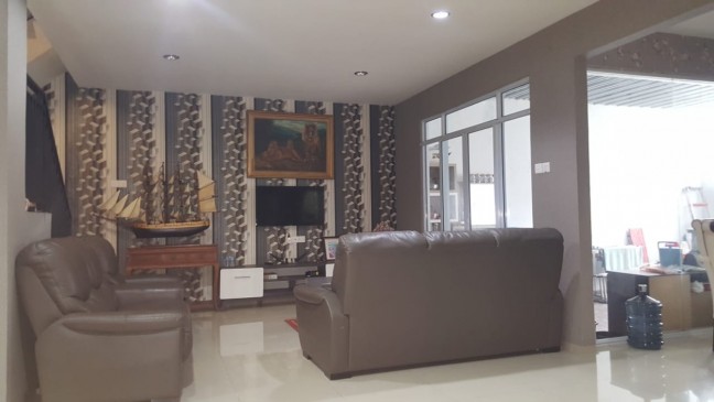 DIJUAL RUMAH HOOK SUKAJADI